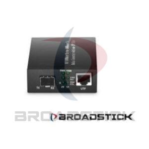 Media converter 10/100/1000Base-TX to 100/1000Base-FX